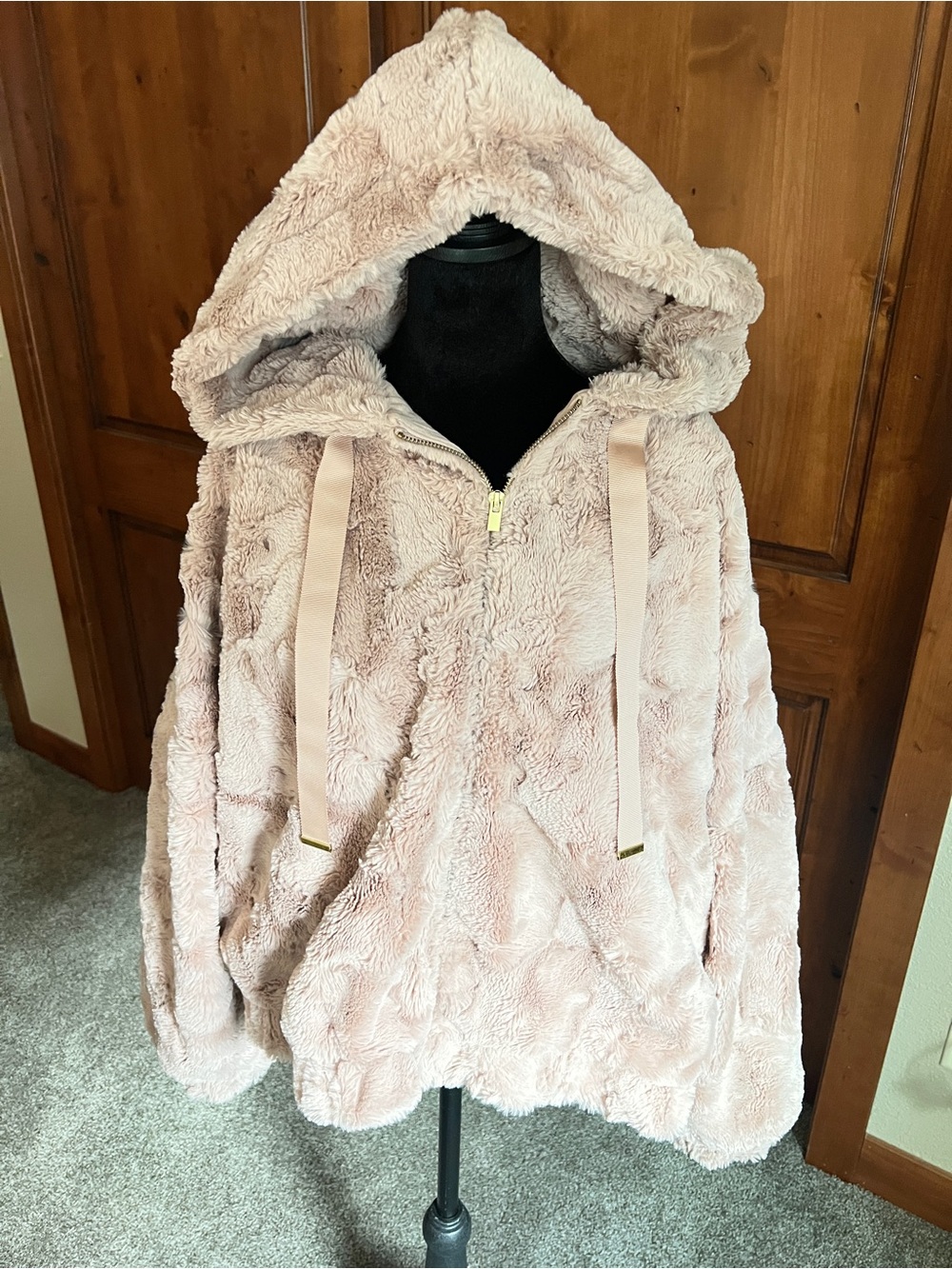 Express Plush Hooded Teddy Jacket in Blush Pink